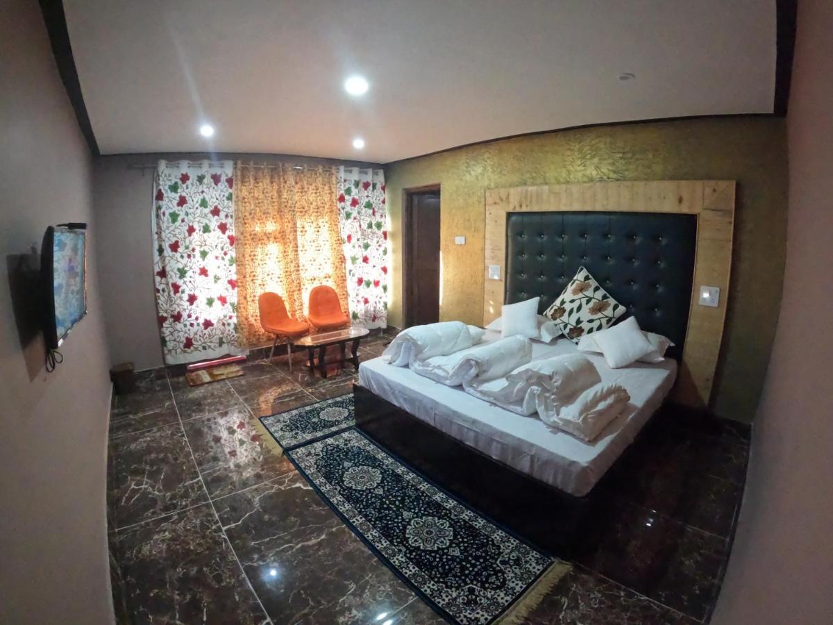 Hotel Seven Pahalgām Екстериор снимка