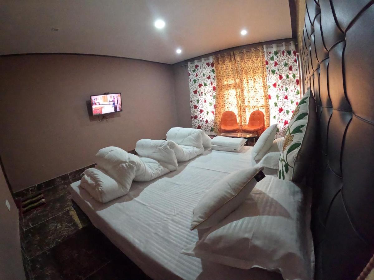 Hotel Seven Pahalgām Екстериор снимка